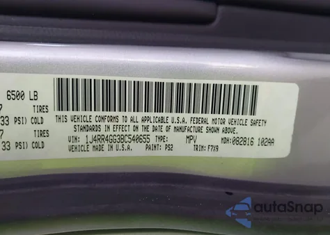 2011 Jeep Grand Cherokee Laredo from USA, damaged, VIN 1J4RR4GG3BC540655